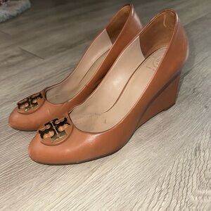 Tory Burch Tan Wedges